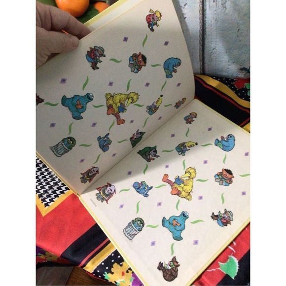 1981 Sesame Street Book “I Have A Friend” Jim Henson’s Muppets 😽 - Picture 5 of 13